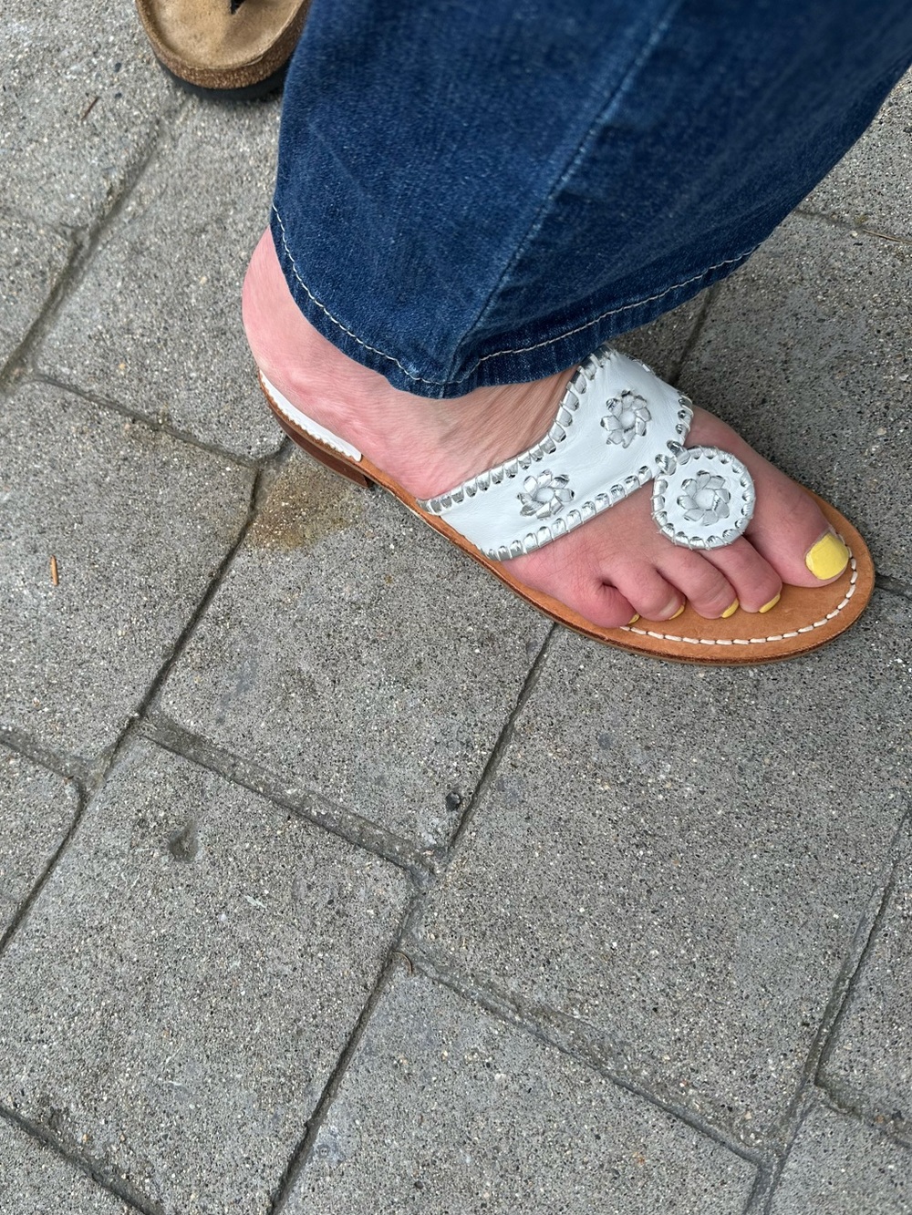 Jack Rogers White Leather Navajo-Style Medallion Sandals Boho Festival - Picture 9 of 9
